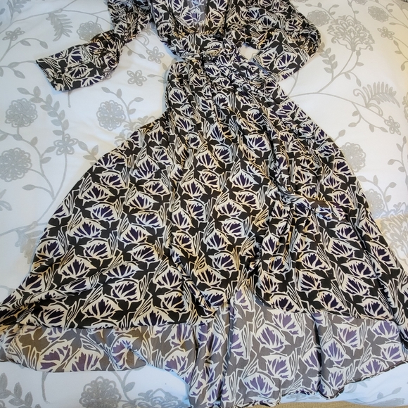 FLORAL WRAP DRESS - Picture 8 of 9